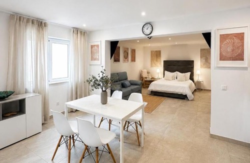 Aldeia Apartment | A Casa do Sol Studio - Santa Bárbara de Nexe