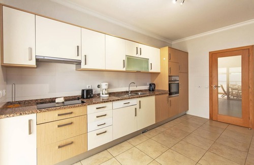 Funchal Apartment | A04 - Large Modern 1 bed Apartment with Pool