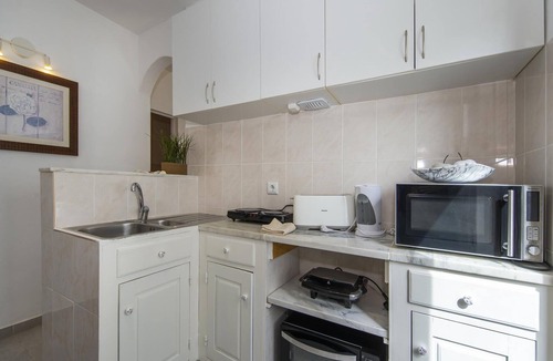 Lagos City Center Apartment | A13 - Ultra central studio