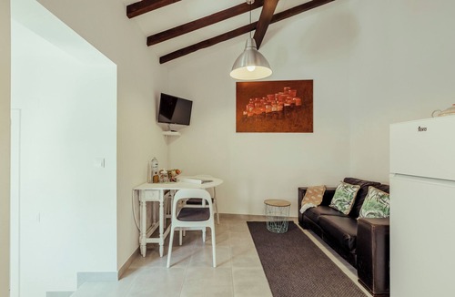 Alges House | Algés Village Casa 4 by lisbon-coast vacation