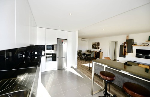 Sao Martinho do Porto Apartment | Aloha Bliss - Apartment for 8 (6 adults max) with pool