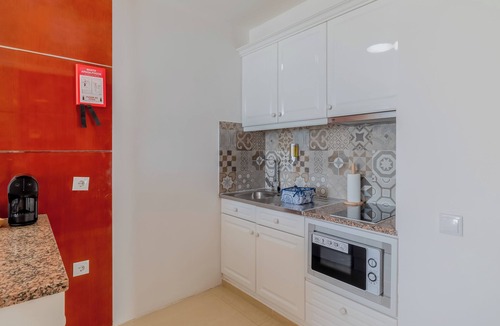 Oura Hotel | Always a Great Idea To Unwind! 4 Fully-furnished Suites with Balcony, Sea View!