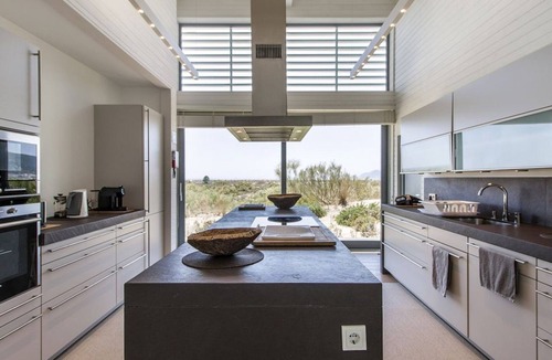 Carvalhal Villa | Amazing Lisbon Coast Villa | 3 Bedrooms | Villa Artemisia | Walking Distance to Beach & Private.