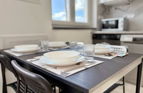 Nossa Senhora do Populo Apartment | Amethyst House