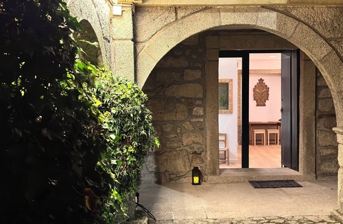 Cardielos Apartment | Apartment in Lagares. The cozy refuge with tradition!