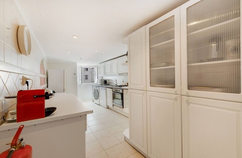 Santa Maria Maior Apartment | Apartment 'Alfama Com Vista Rio' with Balcony, Wi-Fi and Air Conditioning