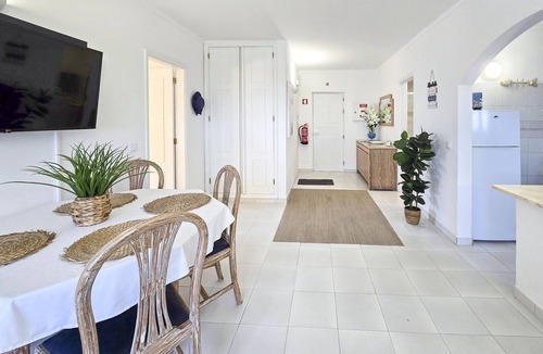 Praia da Rocha Apartment | Apartment Praia Rocha | River View | Colunas