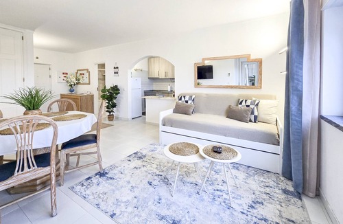 Praia da Rocha Apartment | Apartment Praia Rocha | River View | Colunas