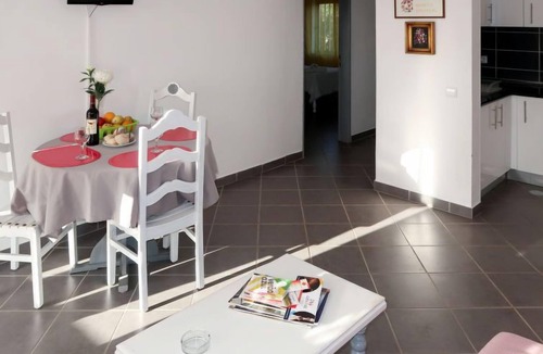 Quarteira Apartment | Apartment Quinta Girassol (QUT110) in Quarteira - 3 persons, 1 bedrooms