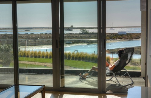 Fuseta Apartment | Apartment With Fantastic View On The Sea - Infinity Pool/Sleeps 4