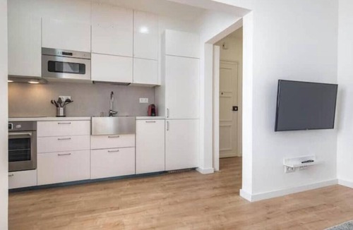 Linda-a-Velha Apartment | Apartment with stunning views of the Tagus River and the Atlantic