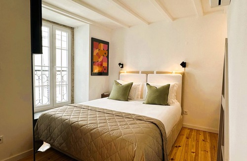 Sao Jose Cabin | Atlântico Stays Portugal - Central Cardal Studio 1 | 2 Guests