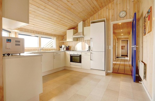 Sandkaas House | Awesome home in Allinge with sauna