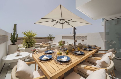 Fuseta House | Beautiful V4 in Fuseta, between Olhão and Tavira, facing the Ria Formosa and sea