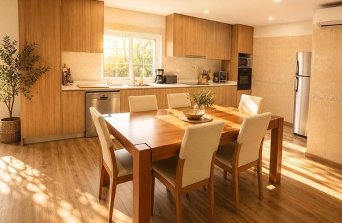 Vila Verde Bed & Breakfast | Bed and breakfast with shared pool (10m2)