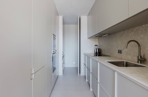 Casal da Ladeira Apartment | Blueground | Avenidas Novas, doorman, washer, a/c