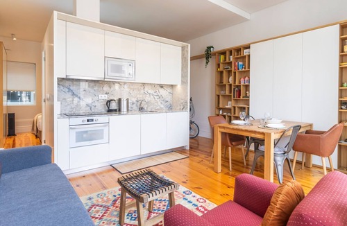 Bonfim Apartment | Bolhão Charming Apartment by LovelyStay