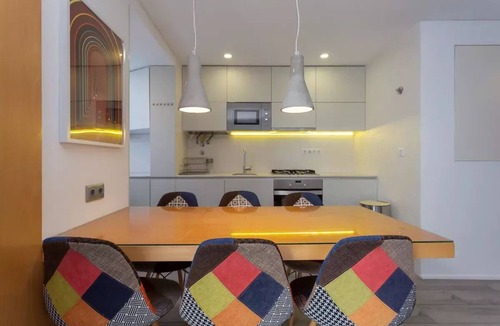 Casal da Ladeira Apartment | Bright Lisbon T2 with 35 m2 Terrace, 2bed and 2bath and fast internet!