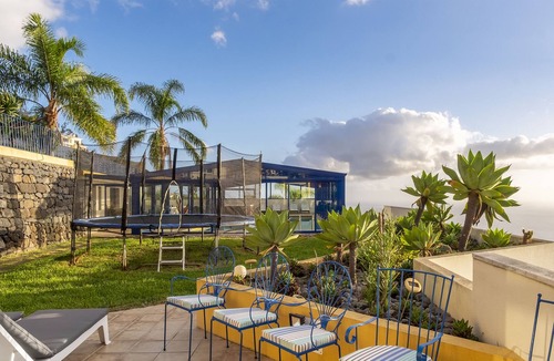 Sao Goncalo House | Built in 2021 with a panoramic view, pool, gym & SPA (house B)