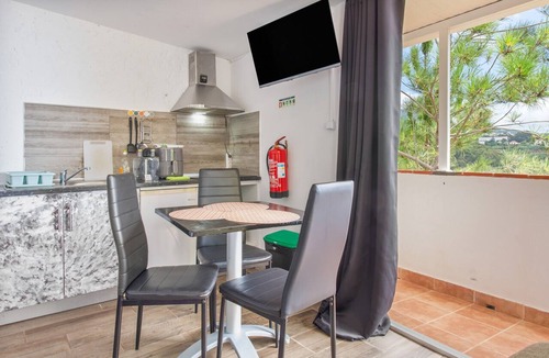 Canico Apartment | Bungalow 'Private House Ocean View - 1' with Shared Pool, Garden & Wi-Fi