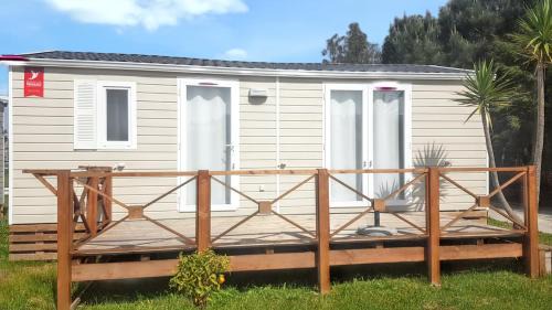 Burinhosa House | Bungalow with Shared Pool in Pataias + 30 m² + Pool.
