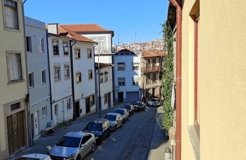 Santa Marinha Apartment | Cais de Gaia Historic Loft