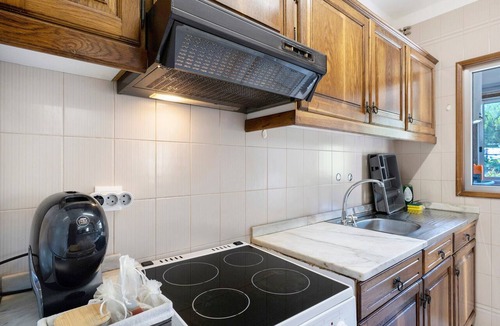 Caminha Apartment | 'Cantinho da Mariana' Apartment with Private Terrace, Shared Garden and Wi-Fi