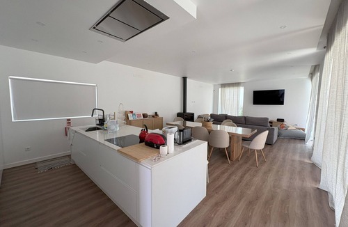 Lagoa de Albufeira House | Casa 28 with Private Pool, Private Terrace and Wi-Fi