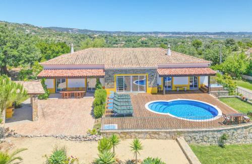 Fialho Villa | Casa Alto de Santo Antonio