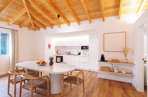 Porto Moniz House | Casa Amarela do Redondo - Seixal - Madeira Island