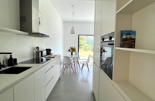 Pacos de Gaiolo Apartment | Casa Calmavista - Premium Apartment Tre