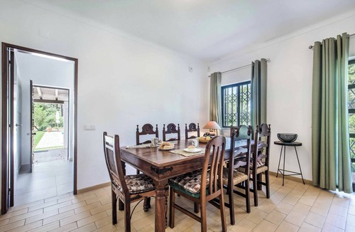 Caramujeira Villa | Casa Carmen - Four Bedroom Villa, Sleeps 8
