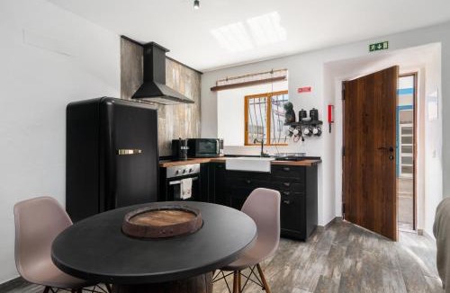 Estombar House | Casa Celeiro