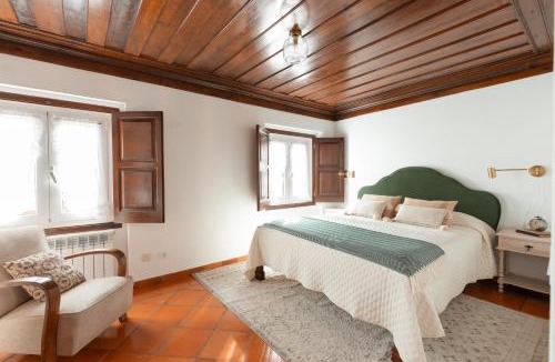 Curvaceiras Grandes House | Casa Da Avo Genoveva