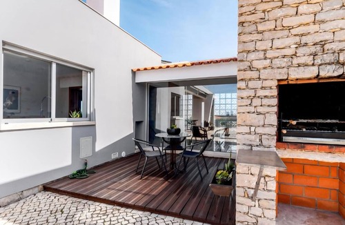 Sintra Cottage | Casa da Vagem: Modern Luxury in Sintra, Private Pool, 9 min from Azenhas do Mar