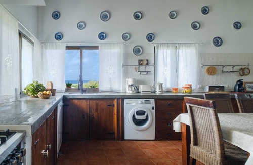 Fenais da Luz Villa | Casa das Hotências by Azoresrent