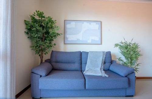 Gaula House | Casa das Lajes by LovelyStay