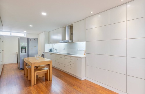 Lanhelas House | Casa do Castanhal: Mountain View, Private Terrace & Wi-Fi in Seixas