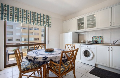 Sao Juliao da Figueira da Foz Apartment | 'Casa Do Mar' Apartment with Sea View, Wi-Fi and Air Conditioning