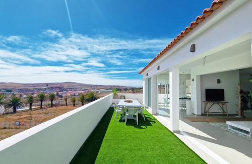 Vila Baleira House | Casa do Pico by Casas dos Lebre