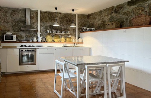 Joane House | Casa do Laranjal - 8 PERSONS