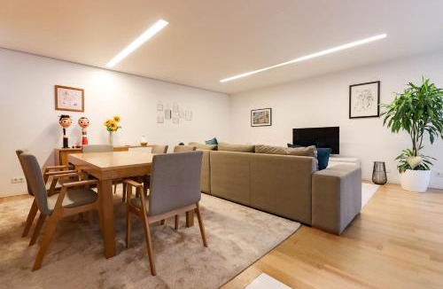 Monserrate House | Casa do Trigo - with garage in the city center
