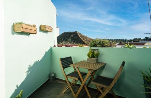 Estombar House | Casa Estábulo- Cozy Rustic Farmhouse LOFT TOURO