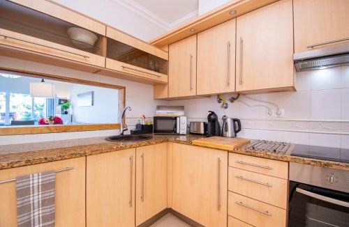Estombar Apartment | Casa Kantara