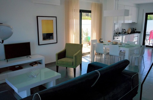 Salir do Porto Villa | CASA LIMAO (2015) heated pool, near the sea, dunes, forest.