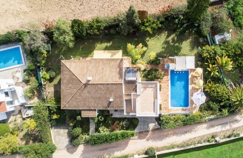 Alporchinhos Villa | Casa Lindinha - Two Bedroom Villa, Sleeps 4