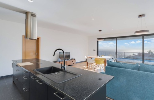 Estreito da Calheta House | Casa Mozart II