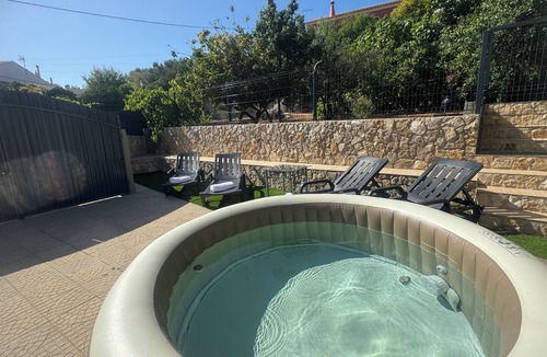 Messines de Baixo Villa | Casa de férias familiar com amplo espaço exterior, zona de refeições e spa