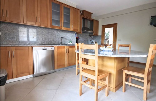 Ponte de Lima House | Casa Rosa, a haven of peace between the city and the countryside.