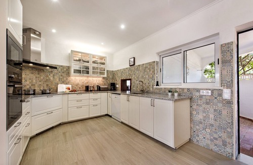 Mato Serrao Villa | Casa Rouxinol - Spacious villa set in mature gardens on Carvoeiro Club
